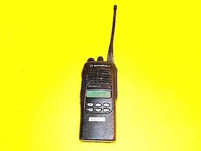 NICE MOTOROLA HT1250-LS+ (AAH25RDH9DP5AN) TWO-WAY HANDHELD RADIO 403-470 MHz UHF • $67.22