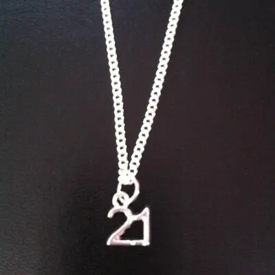 21st Birthday Pendant Necklace Silver Plated  18  Curb Chain • £2.99