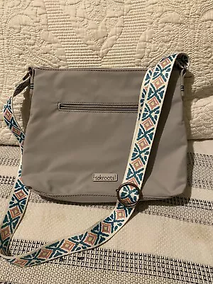 The Sakroots Light Grey Artist Circle Basic Women’s Crossbody NWT Free Shipping • $114.10