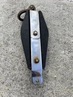 $75 • Buy Lewmar Fiddle Block And Becket Size 4