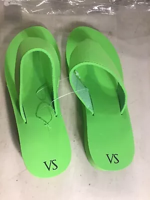 Victoria Secret Thong Flip Flops BRAND NEW SIZE 7 Lime Green In Original Package • $20