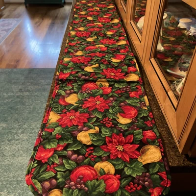 Christmas Table Runner NWOT  70” X11.25” • £7.10