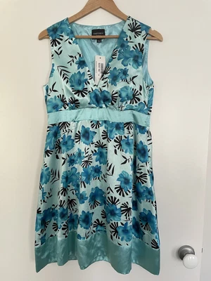 $8 • Buy Garfunkle Dress 14