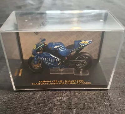 Valentino Rossi Yamaha Yzr-m1 2004 Team Gauloises Fortuna Motorcycle Model     • £21.95