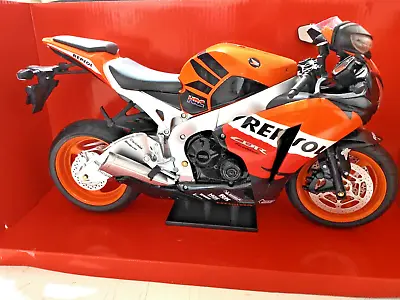 Honda CBR 1000 RR Fireblade Superbike Repsol Model Motorcycle New Ray 1:6 Scale • £44.50