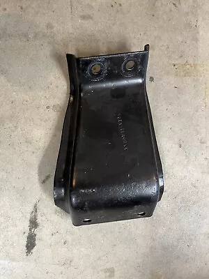 88-96 Ford F-150 - M5od-R2 5 Spd TRANSMISSION CROSSMEMBER BRACE RH • $50