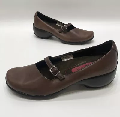 Merrell Spire Womens Qform Brown Leather Mary Jane Heels Casual Shoes Size 8 • $25
