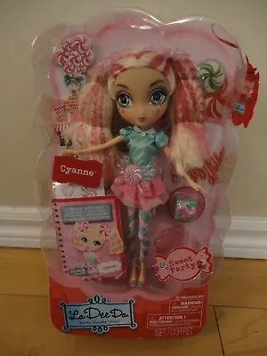 NIB NRFB La Dee Da Sweet Party Collection CYANNE Peppermint Doll With Stand! • $29.08