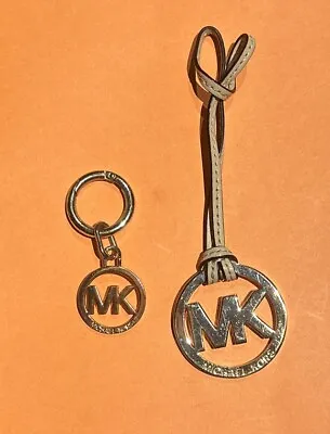 Michael Kors MK Medallion Gold Metal Fob Hang Tag Leather Strap Minor Wear • $13
