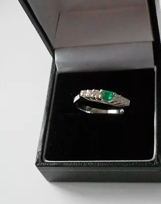 18ct White Gold Emerald And Diamond Ring • £344.70