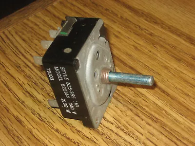 ELECTRIC STOVE BURNER INFINITE SWITCH  Magic Chef 822144 79100 • $25