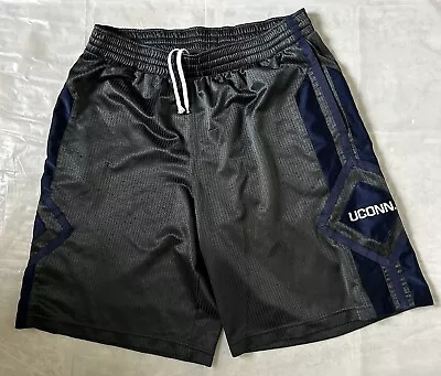 UCONN Huskies Nike Basketball Shorts Men’s M Vintage Pockets Drawstrings 9/10 • $19.99