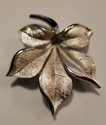 Vintage Crown Trifari Brushed Silver Tone Leaf Brooch Pin Flower • $11.99