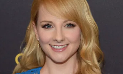 Melissa Rauch Wearing Her Blue Eyes 8x10 Picture Celebrity Print • $3.99