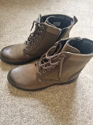 £30 • Buy Ladies Clarks Heath Chard Boots Khaki Leather Size 5 Fit G Uk