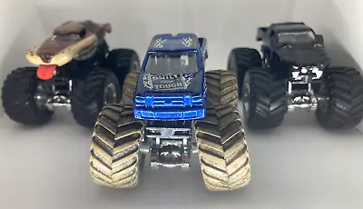 Hot Wheels Monster Truck JAM LOT (3) 1:64 BLUE THUNDER MONSTER MUTT  PREDATOR. • $12.75