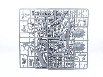 War Hammer 40k - Necron Triarch Stalker (New On Sprue) • £23.99