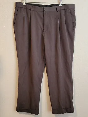 Yale Basicos Dress Pants Mens Size 40x27 Pleated Front Straight Leg Brown • $12.99