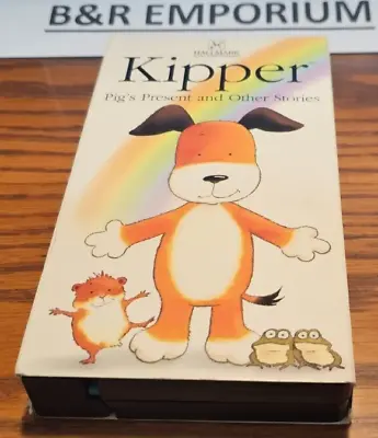 Kipper 2-VHS Lot: Pig's Present & Other Stories (1999) + Friendship Tails (2003) • $12.50