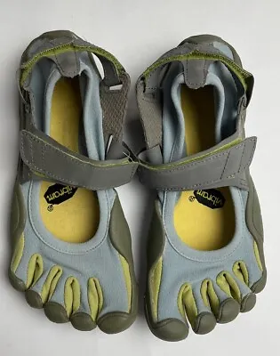 Women's Vibram FiveFingers Minimalist Green Barefoot Running Shoes W37 (US 6.5) • $20