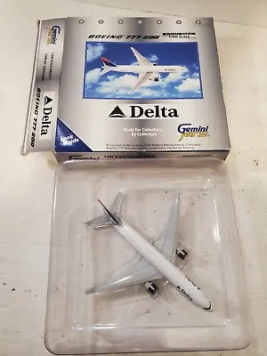 1/400 Gemini Jets Delta Air Lines Boeing B777-200ER N863DA  2000s  • $64.95