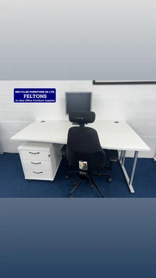 £125 • Buy 1600mm Wide Single Wave Desks (4 In Stock) Including Drawers £125 Set