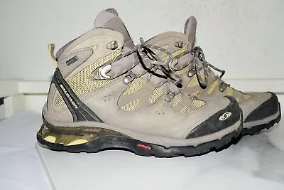 Salomon Comet 3D GTX Hiking Boot Women US 7.5 • £38.45