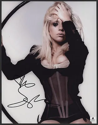 LADY GAGA Signed Photograph - Beautiful Pop Singer / Vocalist - Preprint • £6