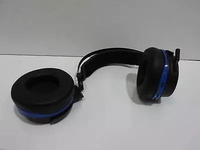 Razer Thresher 7.1 Wireless Surround Gaming Headset (Faulty) • $79.99