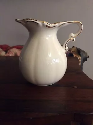 Hadida Jug/Pitcher With Gold Trim • £7