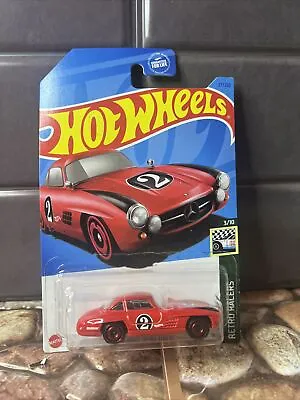 2023 Hot Wheels - MERCEDES BENZ 300 SL RED #27/250 Retro Racers 3/10      (C3) • $9.99