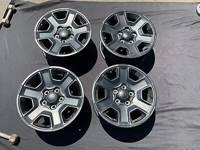 Single 2020-2023 Jeep Gladiator JT Mojave Wheel OEM 17  6PJ78TRMAA WITH CAP • $125