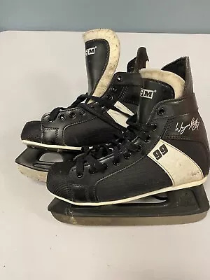 Vintage Ccm Wayne Gretzky Tradition 99 Ice Hockey Skates Us 6 M • $39.95