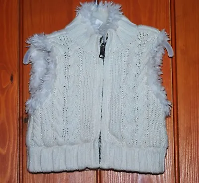 **GAP Baby Girl Faux Fur Bodywarmer Gilet Vest 2 Years 24m • £3.99