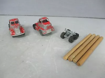 2 Vintage Tootsietoys Semi Tractor Rear Of Lumber Trailer & 4 Pieces Of Lumber • $5.99