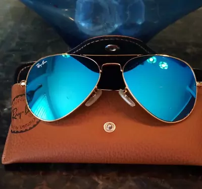 Ray-Ban Aviator Sunglasses RB3025 58-14mm Gold Frame With Blue Mirrored Lens • $59