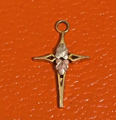 Vintage C Co. 10K Yellow/Rose Gold Small Cross W Leaves Pendant/Charm • $22