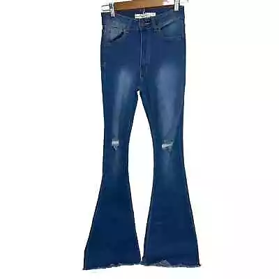 Vince Blue Co. High Rise Flared Jeans Sz 3 • $16.20