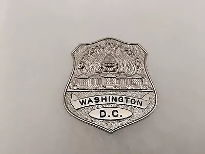 Washington DC Metropolitan Wallet Size Pin Back • $125