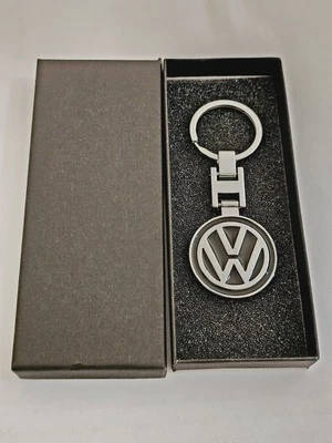 Generico Portachiavi Quadrifoglio in metallo massiccio finemente decorato da smaltatura manuale