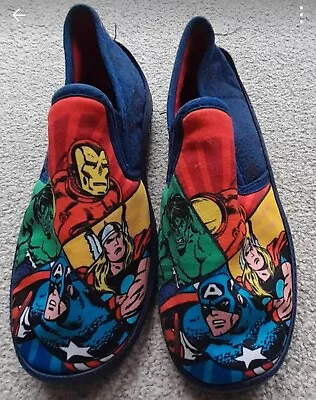 Marvel Slippers Size 2 Uk • £1.99