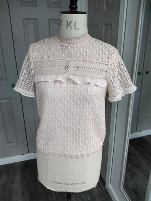 £7 • Buy Zara Woman Nude Guipure Lace Short Sleeve Top.frill Detail. Size S .suit 8-10