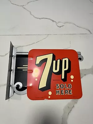 STOUT SIGN CO. LIMITED EDITION DOUBLE SIDED 7UP FLANGE SIGN 925 Prod. USA Made • $500