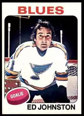 1975-76 Topps Hockey Card Ed Johnston B St. Louis Blues #185 • $4.50