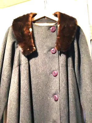 Yves Venet Coat GIFT 4 VALENTINE'S  100% Wool  Gray 16H 100% Fur Collar Detached • $159.50