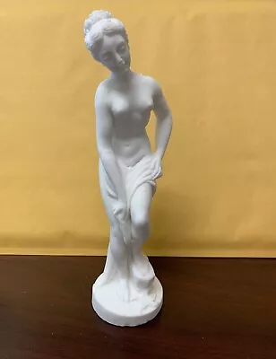 Vintage Statue Venus De Milo Classic Figure 9 Inches Tall • $18.50