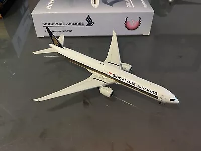 1:400 1/400 Singapore Airlines SQ Being 777 777-300(ER) Phoenix • $130