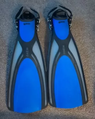 Mares Scuba Diving Fins  W/ Open Heels. Size Small • $27.99