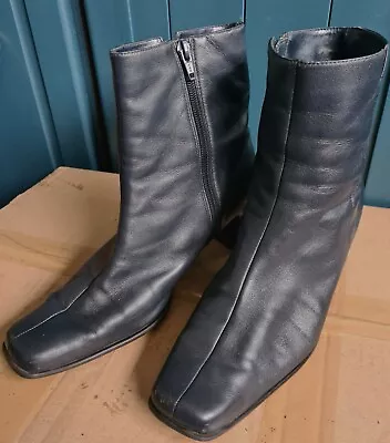 Lilley & Skinner Navy - Super Soft Leather Boots - 7 UK. • £4.99