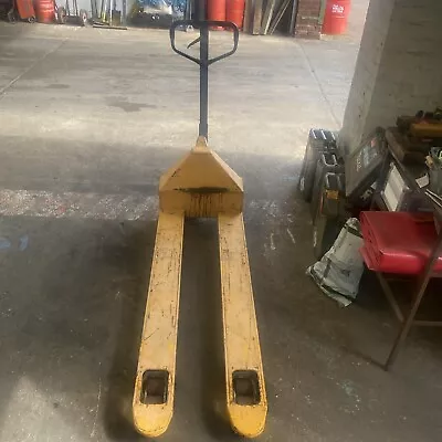 3.5 Tonne Hand Pallet Truck Euro 3500kg • £250